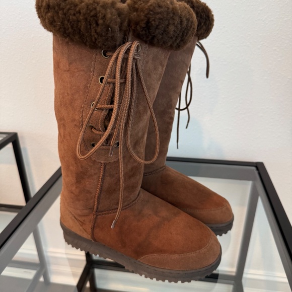 UGG Wild Goose Premium Lace Boot Chestnut Leather Sheepskin Womens 7 Mens 6 NWOB - Picture 2 of 16